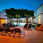 Kinizsi Udvar Apartahotel