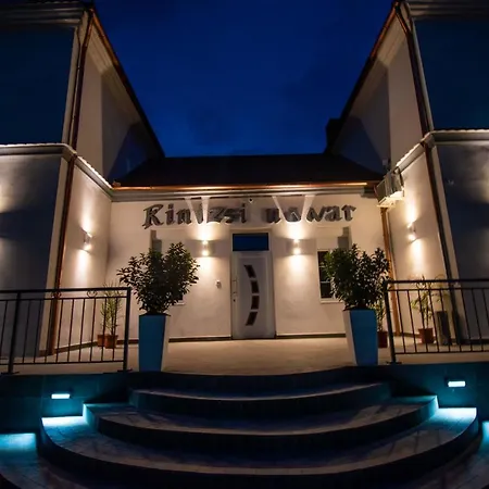 Kinizsi Udvar Apartmanhotel