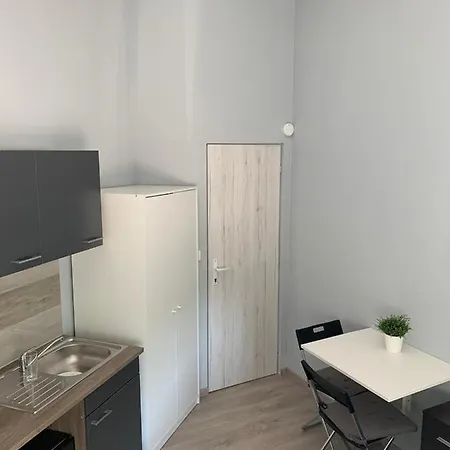 Kinizsi Udvar Apartmanhaz