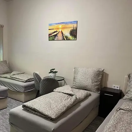 Aparthotel Kinizsi Udvar Apartmanhaz