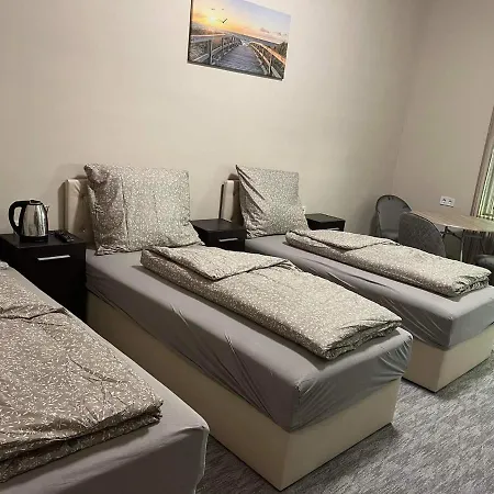 Kinizsi Udvar Apartmanhotel 3*