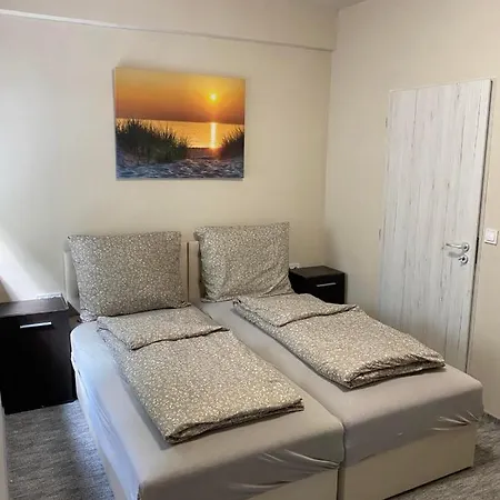 Kinizsi Udvar Apartmanhaz Balatonboglár
