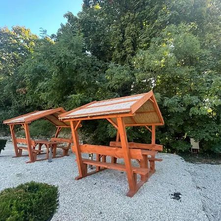 Kinizsi Udvar * Balatonboglár