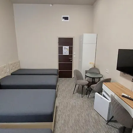 Kinizsi Udvar Apartmanhotel 3*