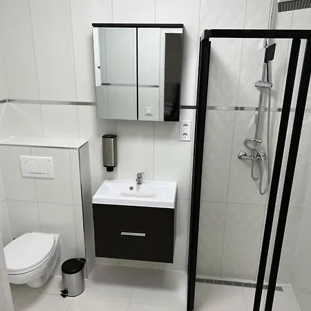 Kinizsi Udvar Apartmanhaz 3* Balatonboglár