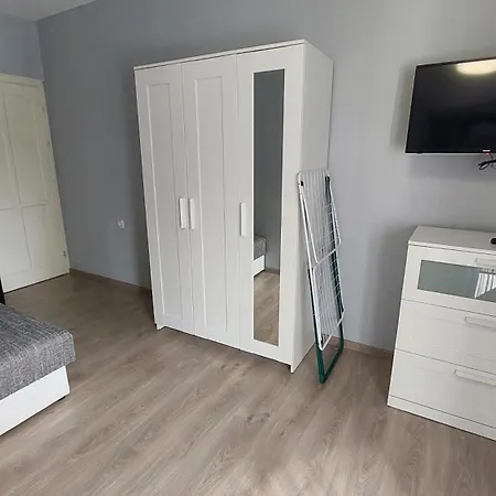 Kinizsi Udvar Apartmanhaz Balatonboglár