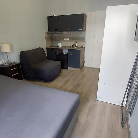Kinizsi Udvar Apartmanhaz * Balatonboglár