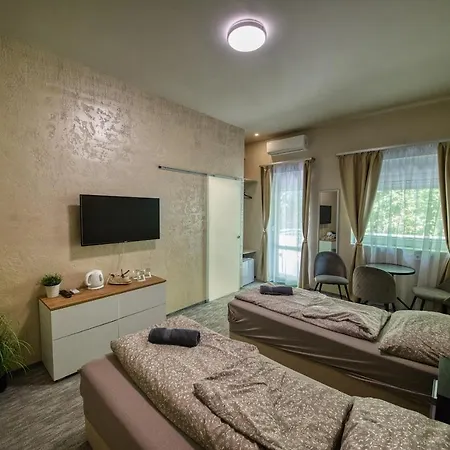 Kinizsi Udvar Aparthotel 3*