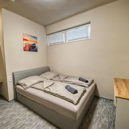 Kinizsi Udvar Apartmanhaz Ξενοδοχείο με διαμερίσματα