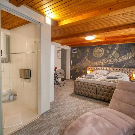 Kinizsi Udvar Aparthotel