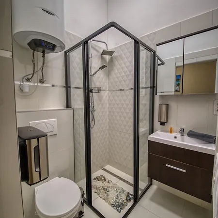 Kinizsi Udvar Apartmanhaz