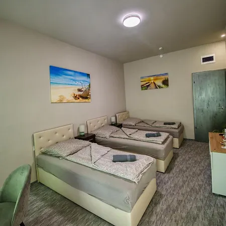 Kinizsi Udvar Apartmanhaz Ξενοδοχείο με διαμερίσματα