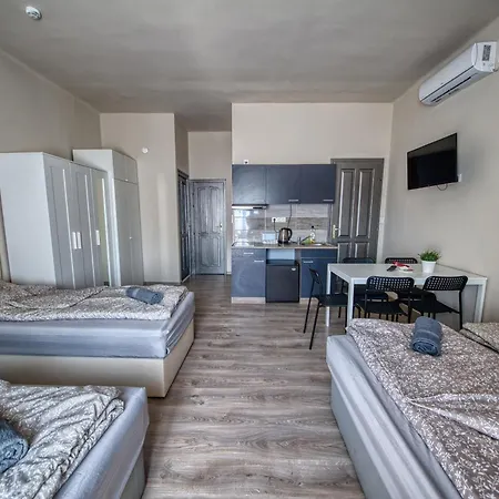 Ξενοδοχείο με διαμερίσματα Kinizsi Udvar Apartmanhaz