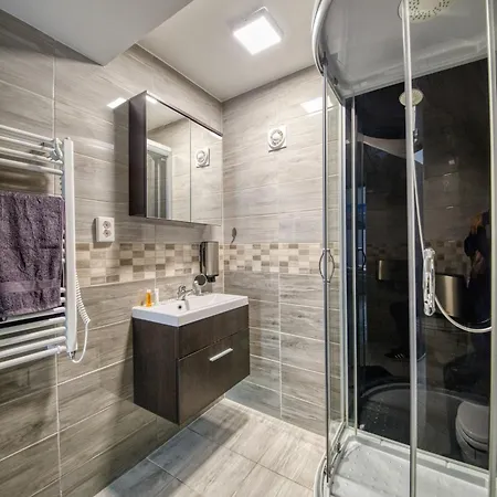 Kinizsi Udvar Apartmanhaz Ξενοδοχείο με διαμερίσματα Balatonboglár