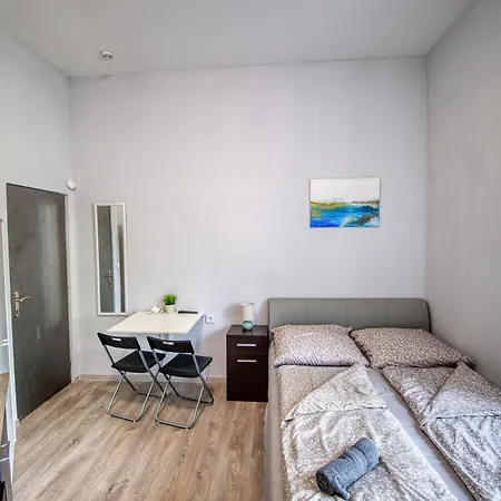 Aparthotel Kinizsi Udvar 3*