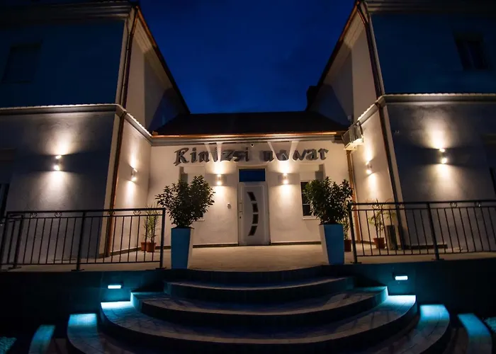 Kinizsi Udvar Apartmanhotel