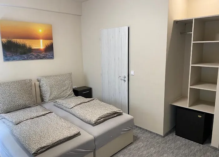 Kinizsi Udvar Apartmanhaz 3*