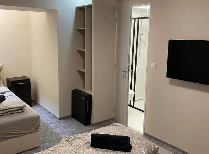 Kinizsi Udvar Apartmanhaz Balatonboglár