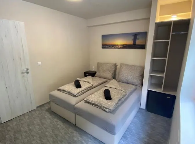Kinizsi Udvar Apartmanhaz 3*