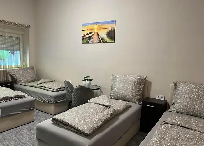 Apartmanhotel Kinizsi Udvar 3*
