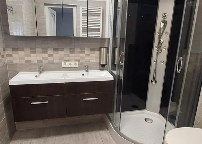 Kinizsi Udvar Apartmanhaz